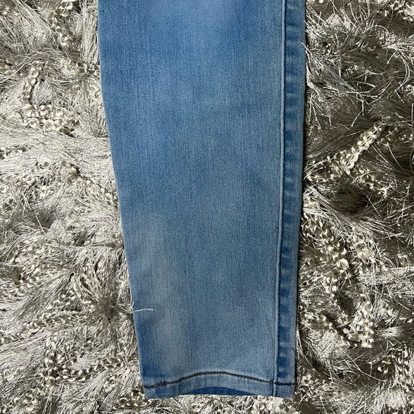 Express Legging Mid Rise Jeans - Picture 4 of 5